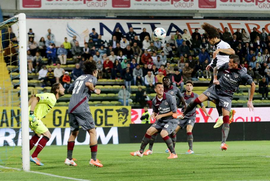 La partita col Livorno l&#39;ha decisa Amauri con una doppietta: ecco il primo gol al 17&#39; della ripresa con un gran colpo di testa. Ansa